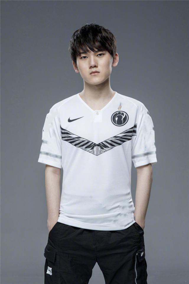 既是个人高 既是个人高