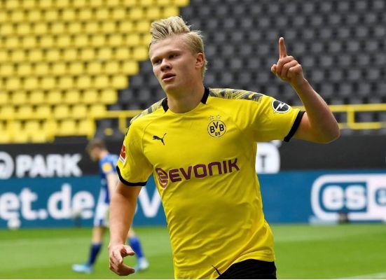 出手一气呵 出手一气呵