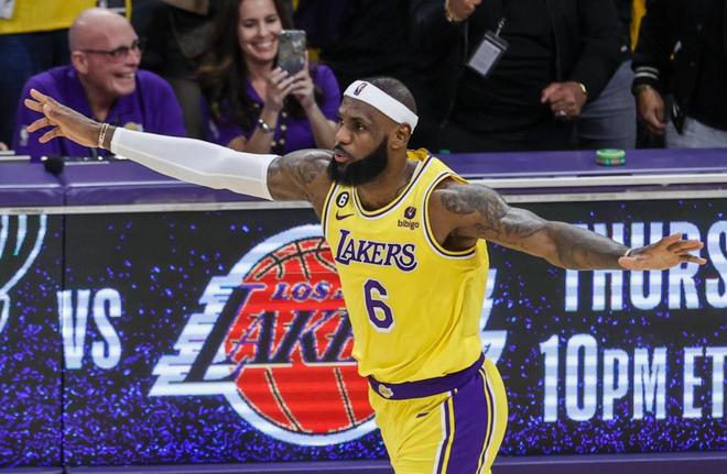 A队盯人转 A队盯人转